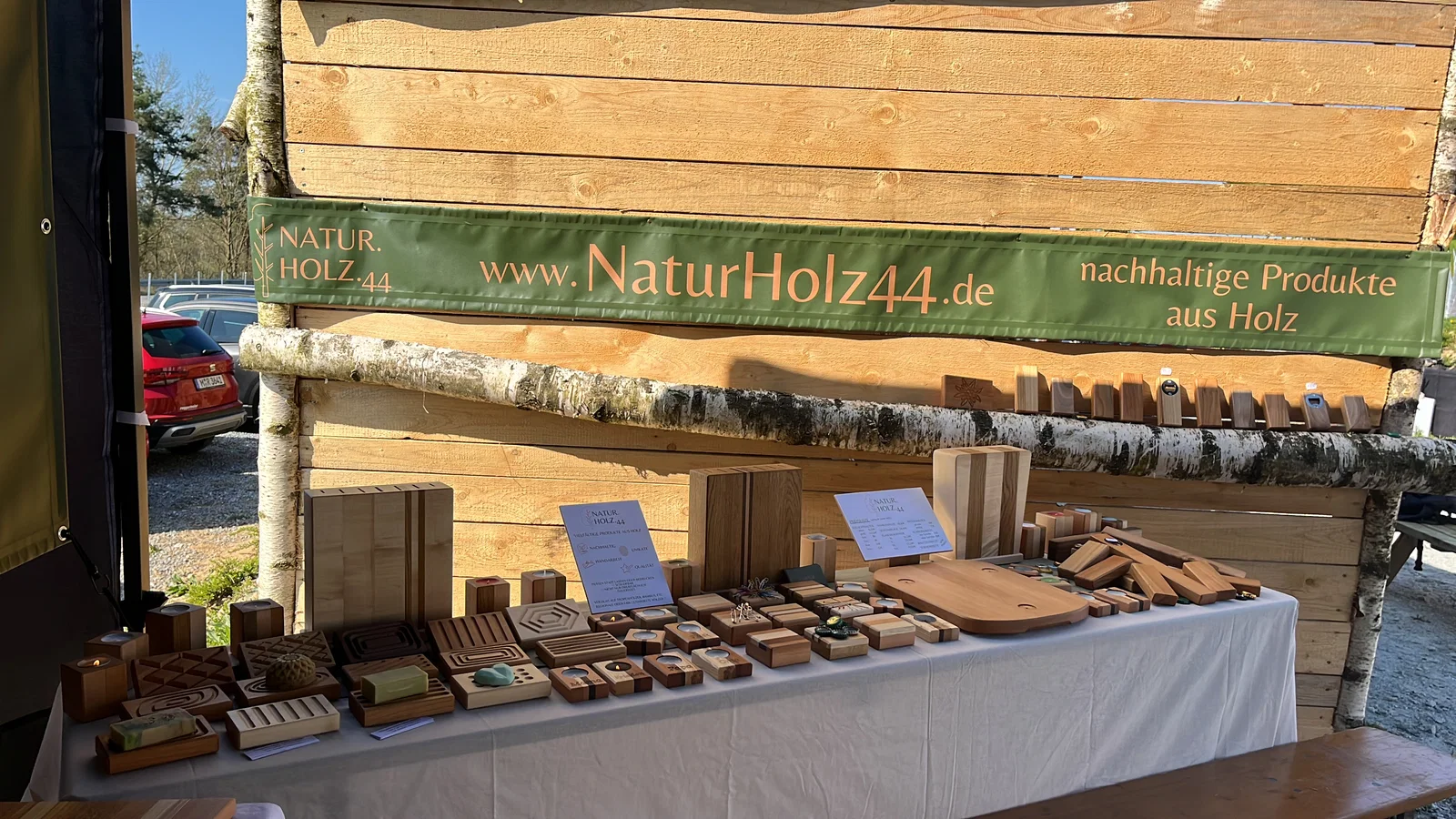 NATUR.HOLZ.44 Marktstand