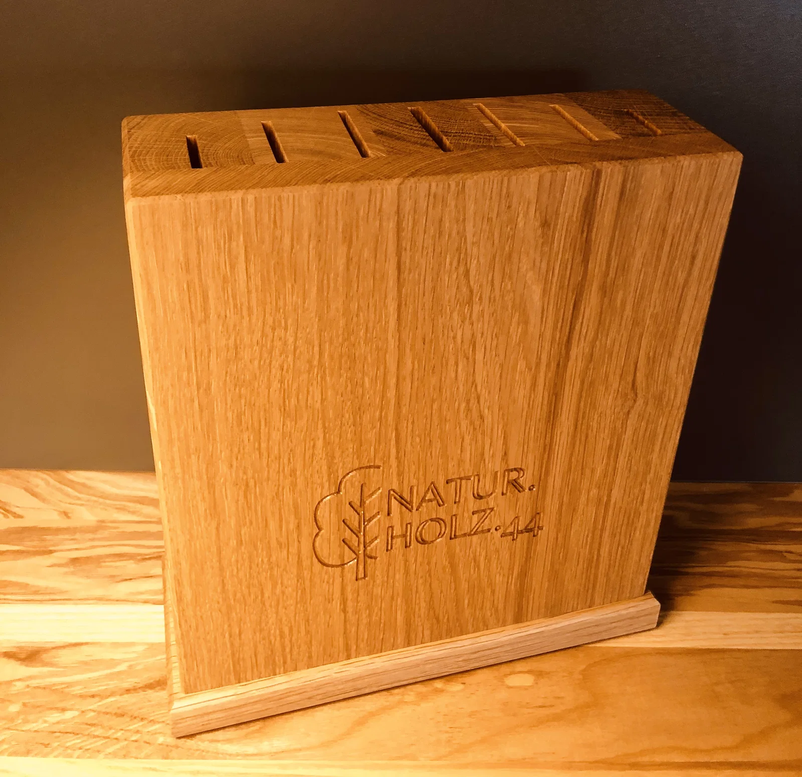 Messerblock aus Holz