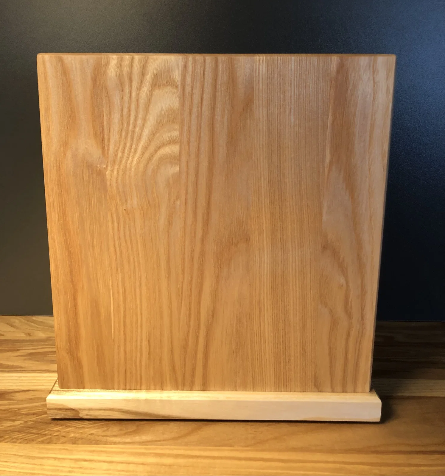 Messerblock aus Holz