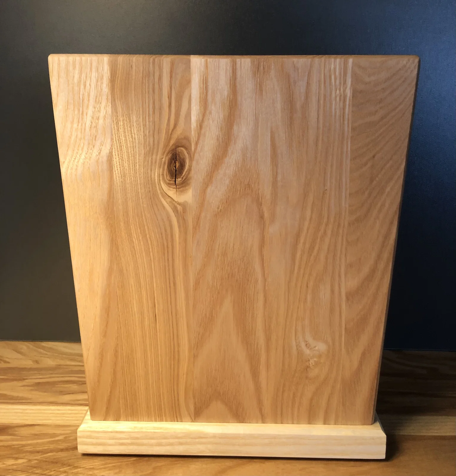 Messerblock aus Holz