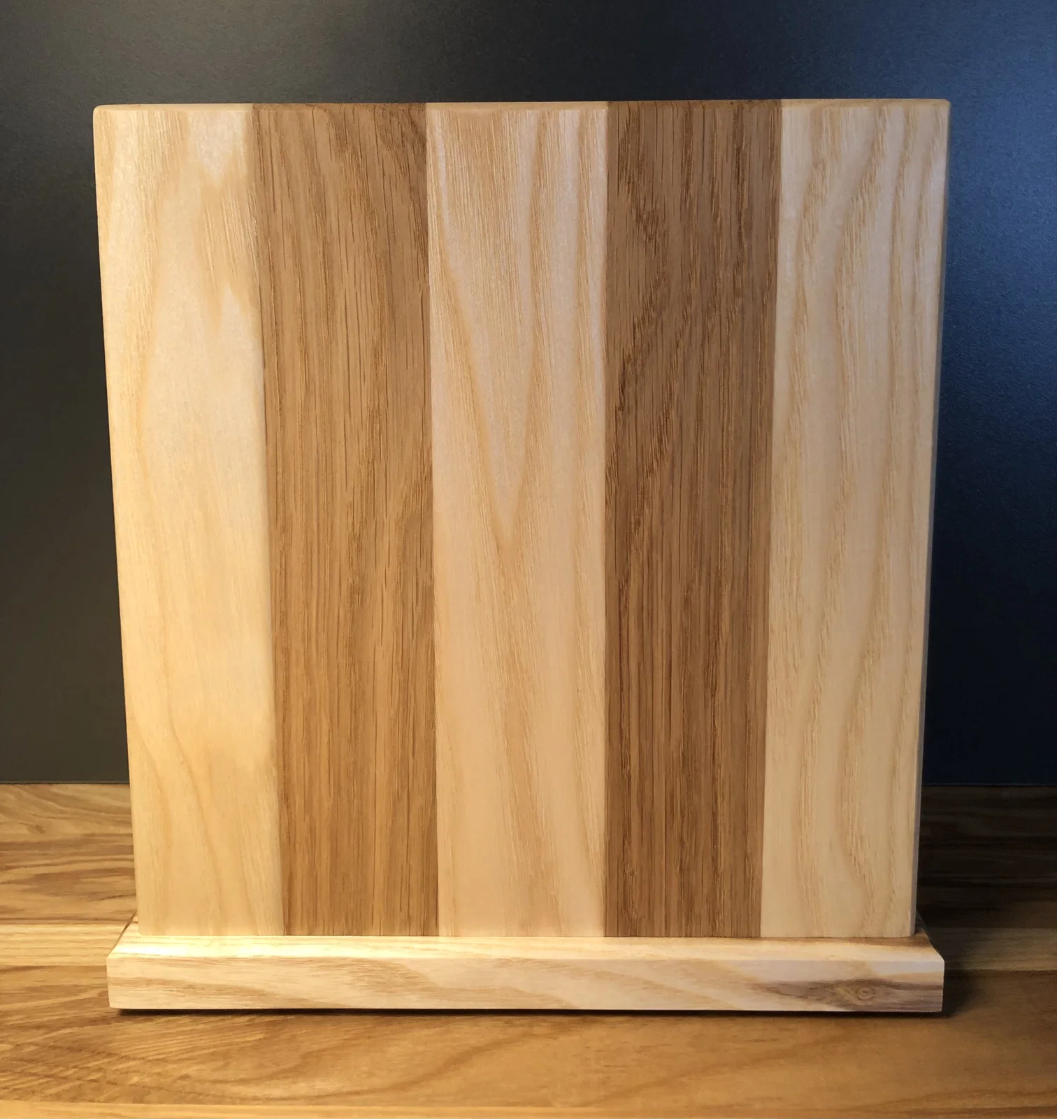 Messerblock aus Holz