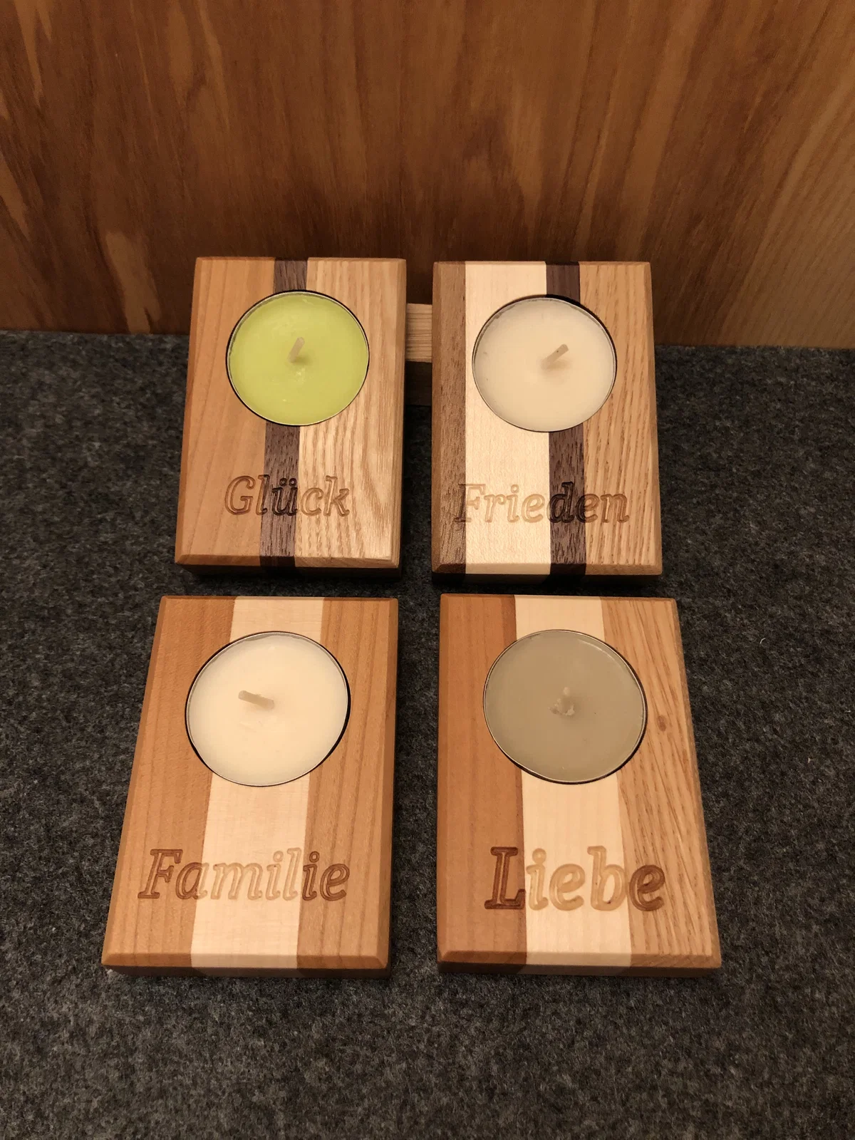 Teelichthalter aus Holz